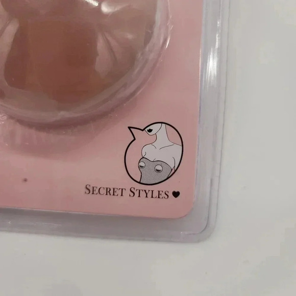 New in the package go backless nipple covers one size one pair beige color - Picture 4 of 6